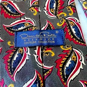 VINTAGE Oscar de la Renta silk tie • excellent condition